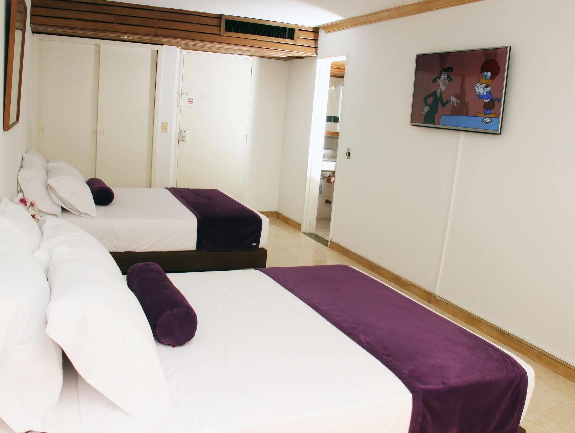 Ayenda 1235 Botero Hotel Medellin Luaran gambar