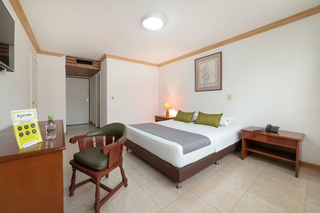 Ayenda 1235 Botero Hotel Medellin Luaran gambar