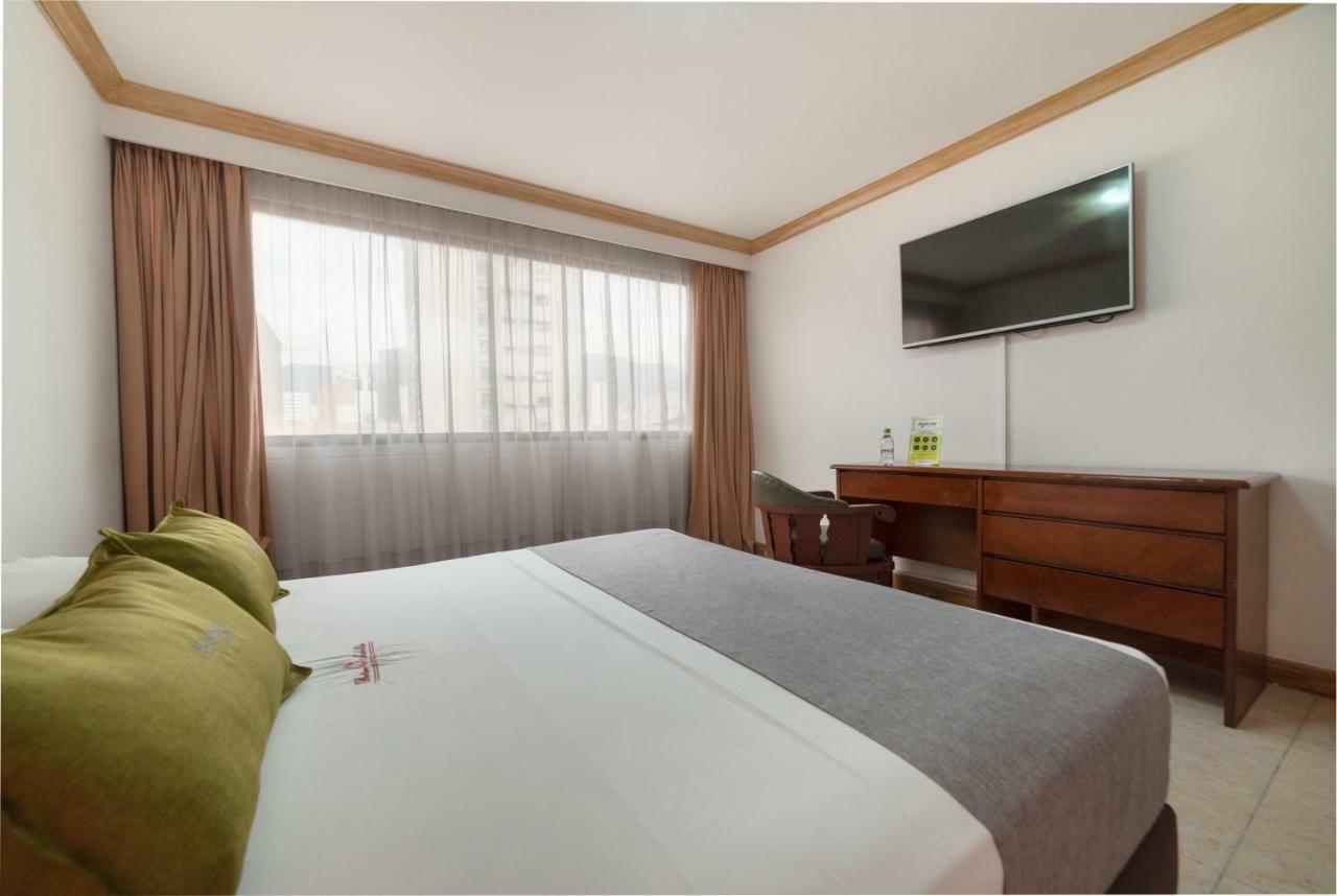 Ayenda 1235 Botero Hotel Medellin Luaran gambar